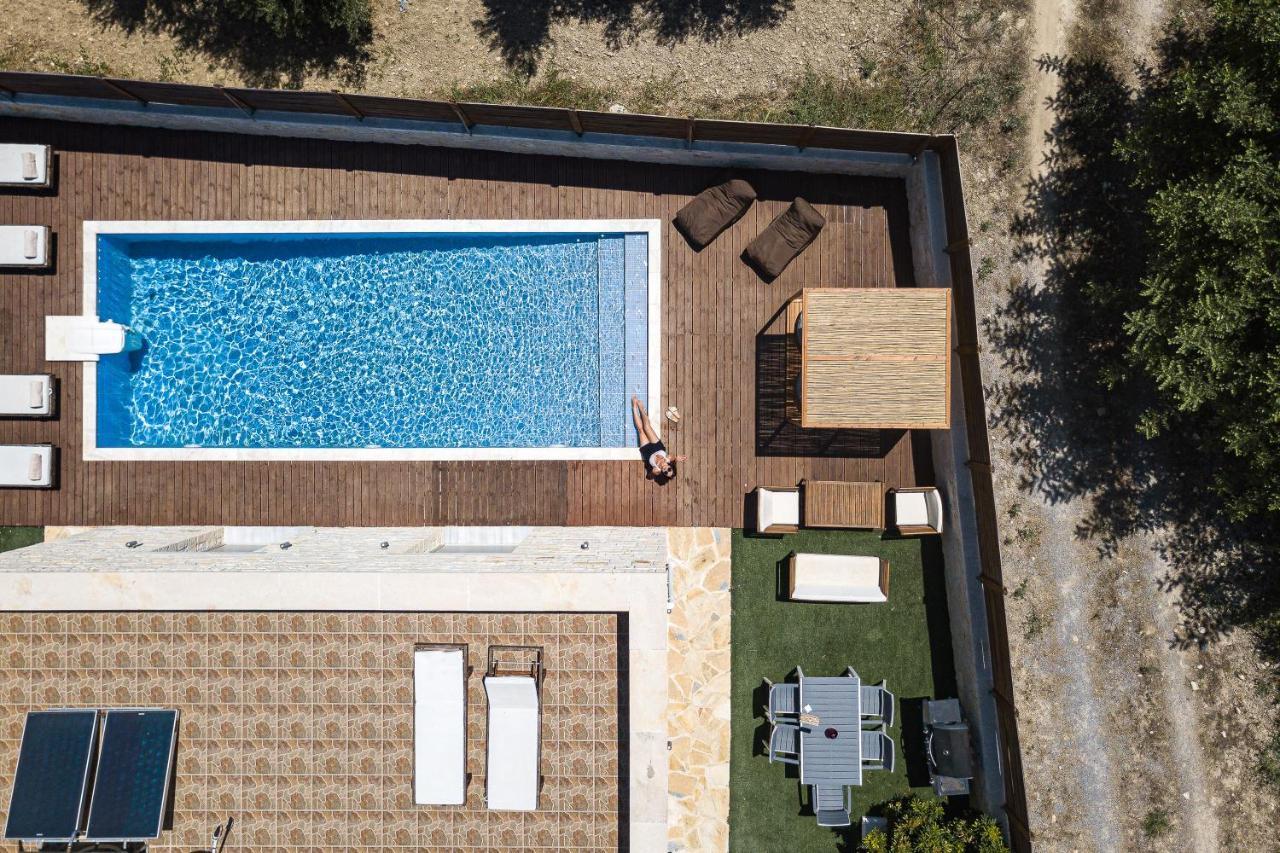 Villa Vera - With Private Heated Pool & Jacuzzi Pangalochori Dış mekan fotoğraf