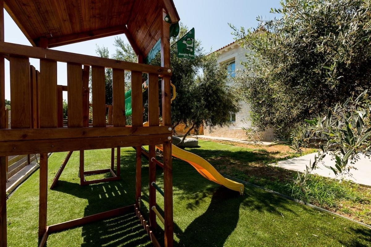 Villa Vera - With Private Heated Pool & Jacuzzi Pangalochori Dış mekan fotoğraf